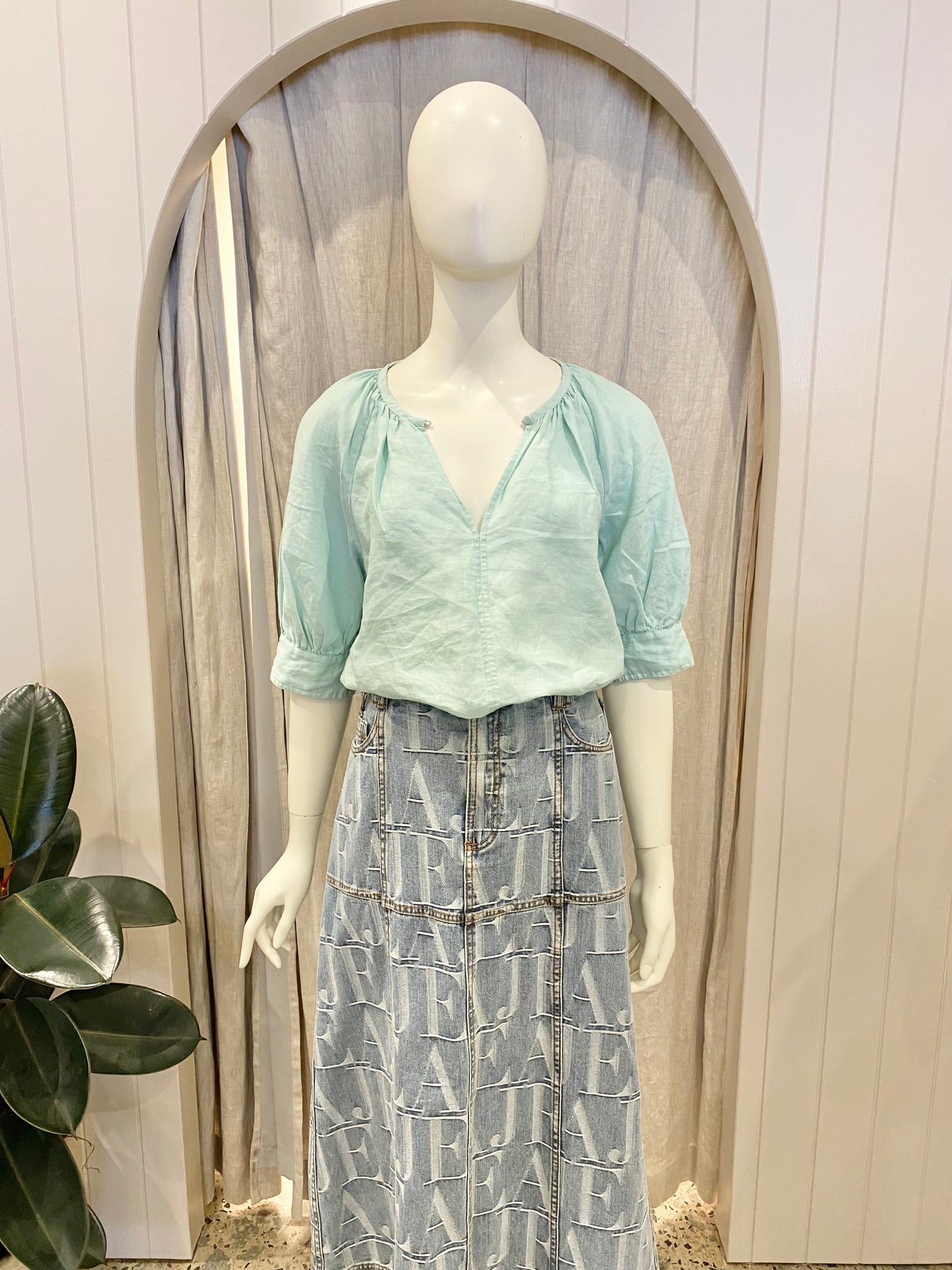 Country Road Mint Blouse - Size 10