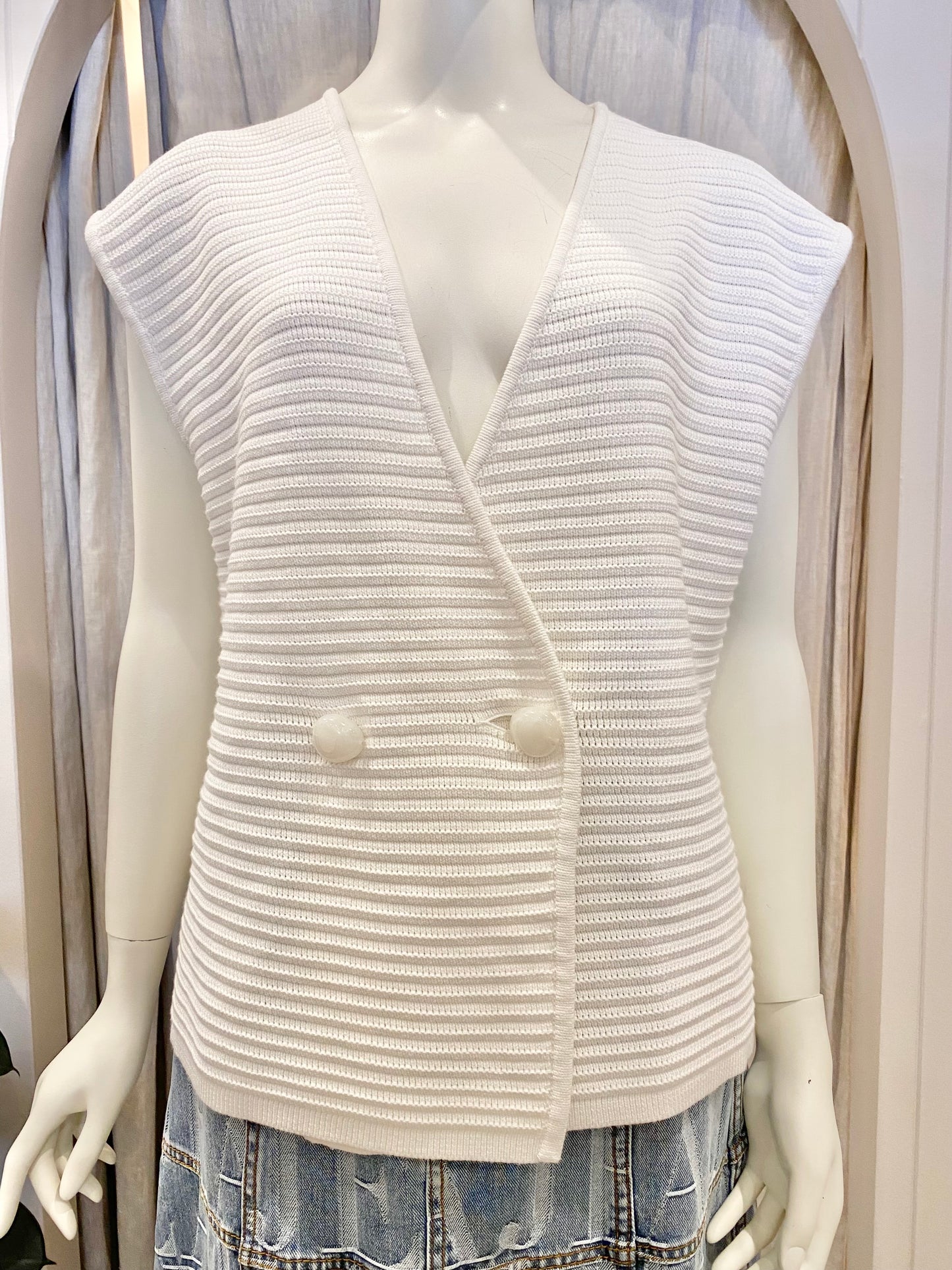 Viktoria and Woods White Anarchy Vest - Size 3 (12)