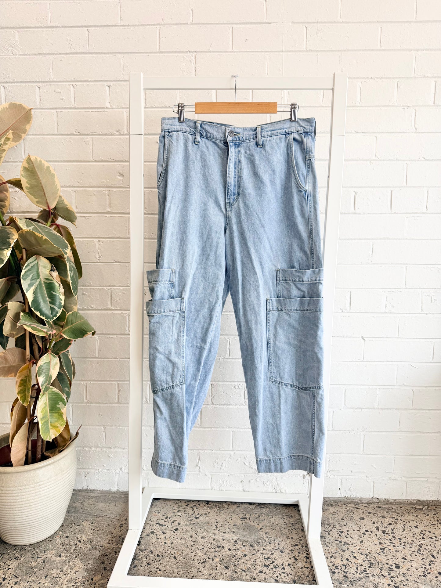 Bassike Denim Cargo Pocket Jeans in Light Blue - Size 31 (14)