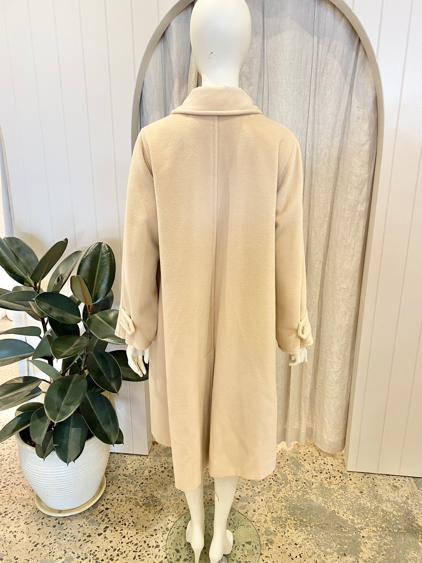 Max Mara Beige Wool Coat - Size 12 - 16