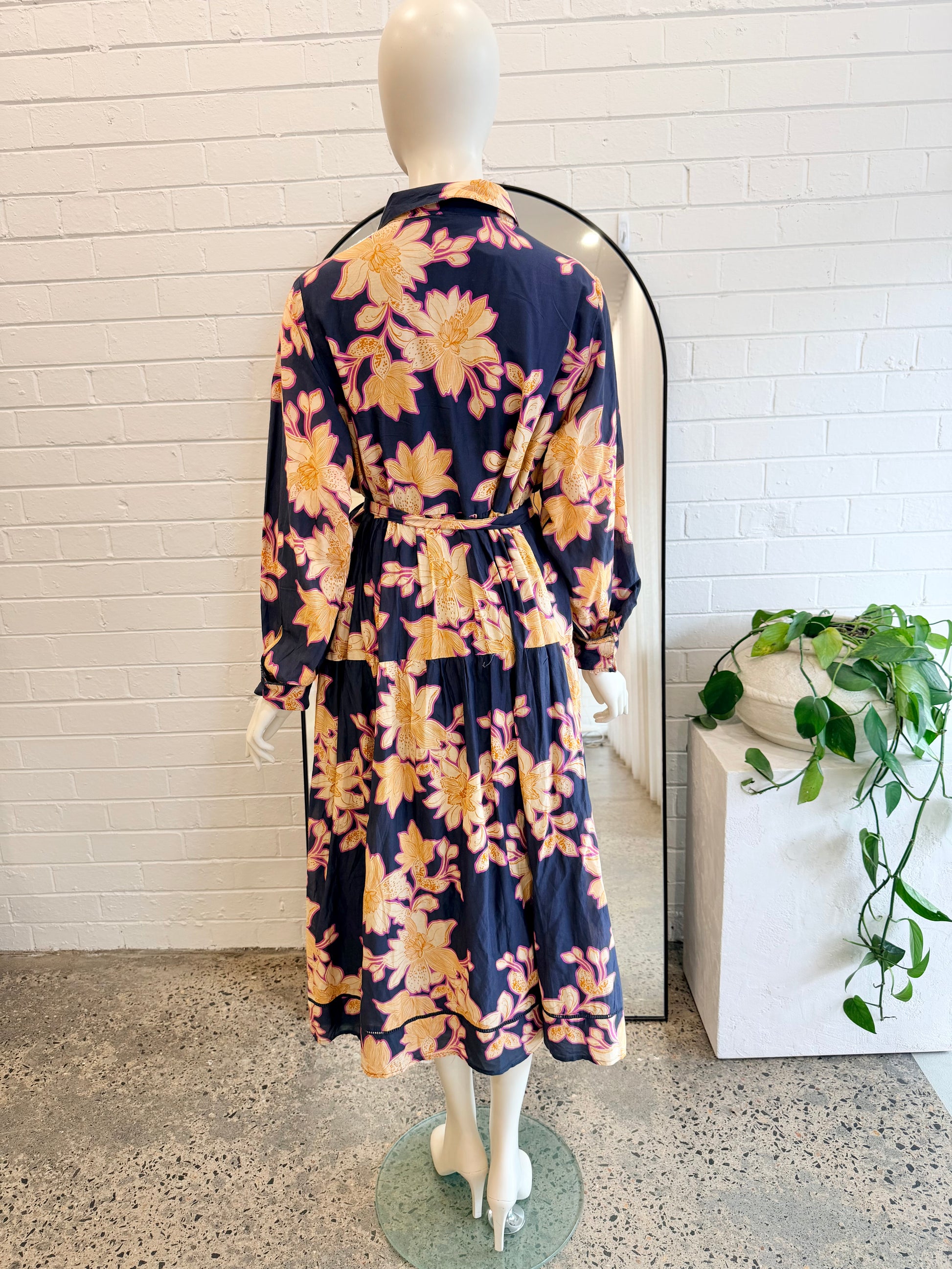 Alessandra Lulu Hazel Midi Dress - Size XL (14) - Pre-Loved Geelong