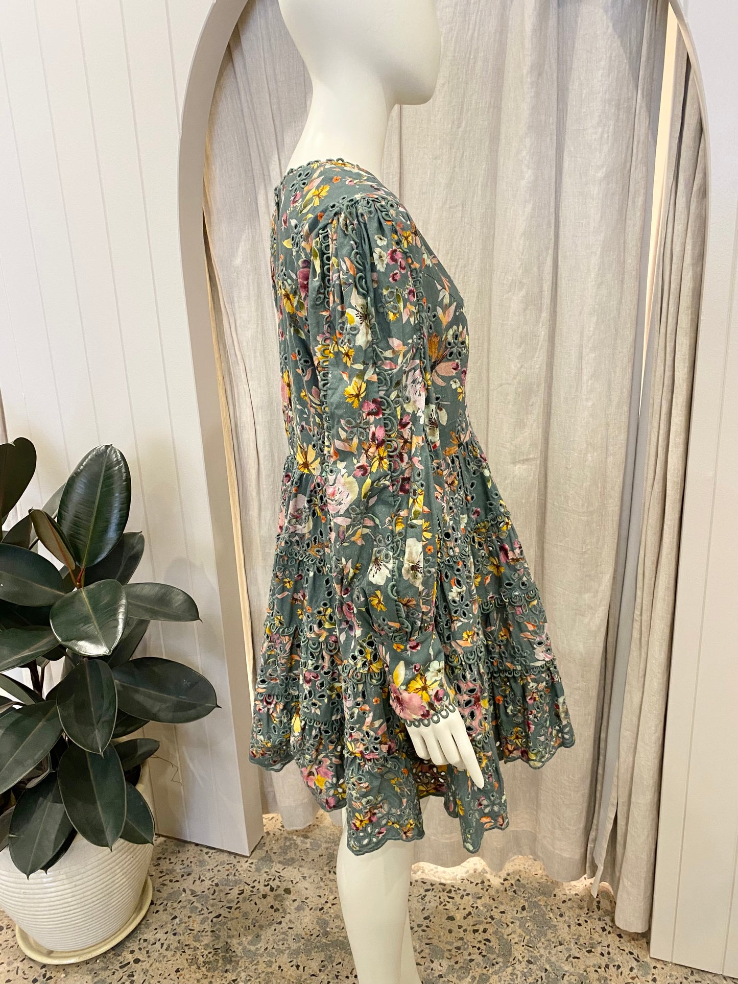 MOS Alexia Mini Dress in Green Floral - Size 14