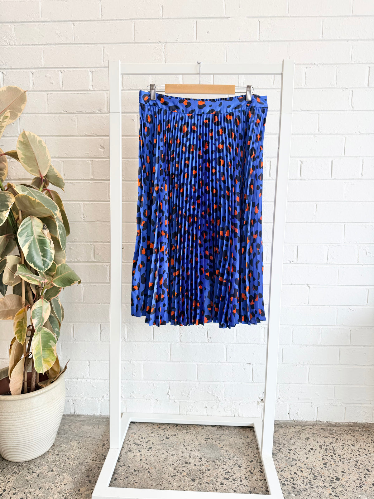 Trenery Bold Ocelot Print Pleated Midi Skirt - Size 14 - 16