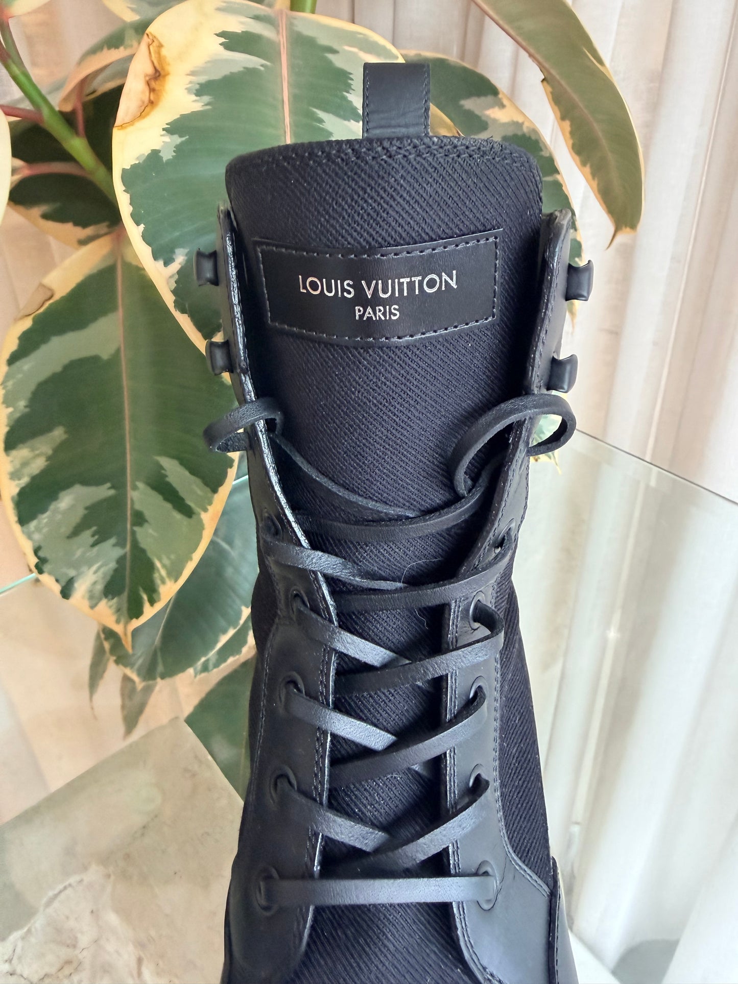 Louis Vuitton Laureate Platform Desert Boot - Size 37