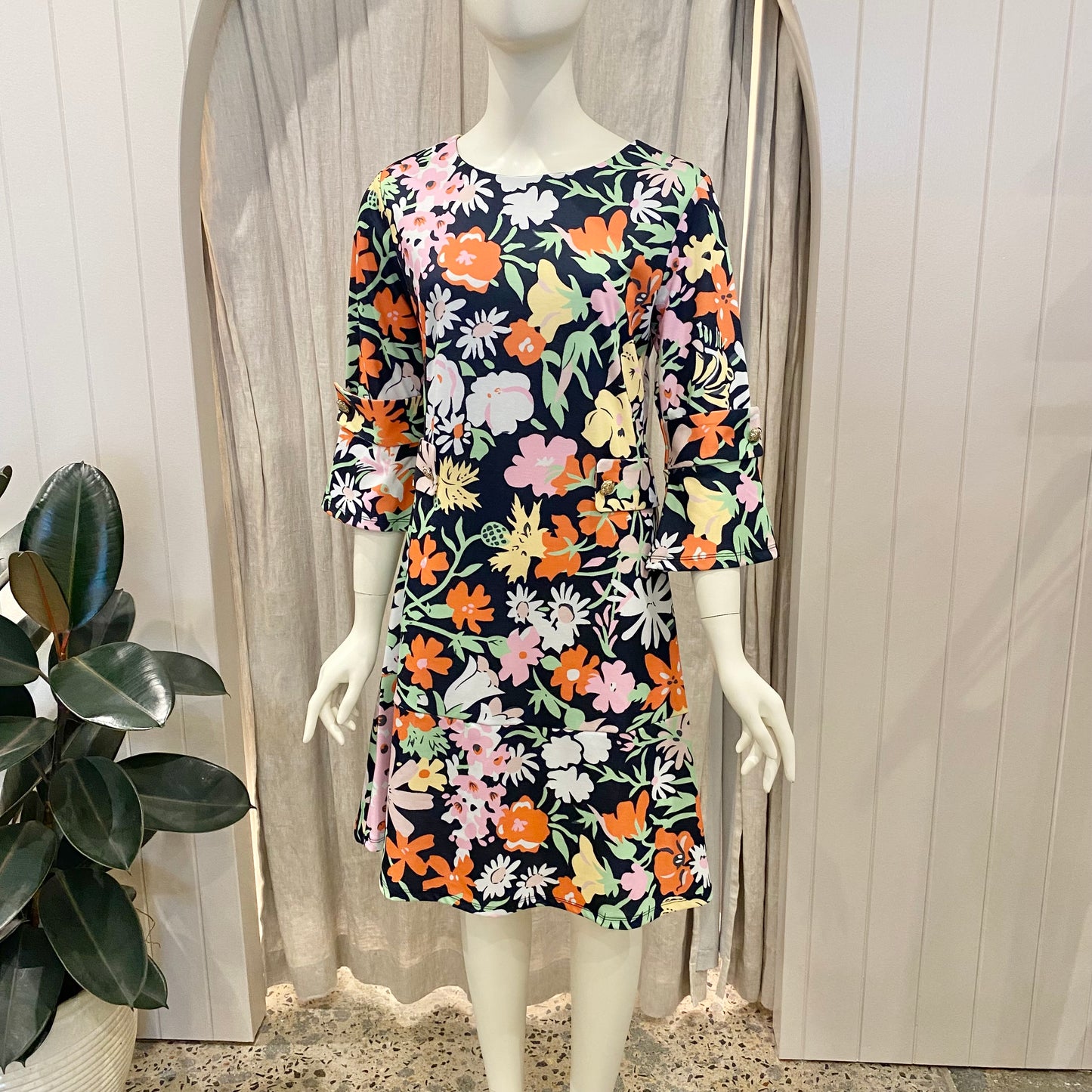 Binny floral shift dress - Size 10