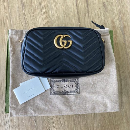 Gucci GG Marmont Small Shoulder Bag