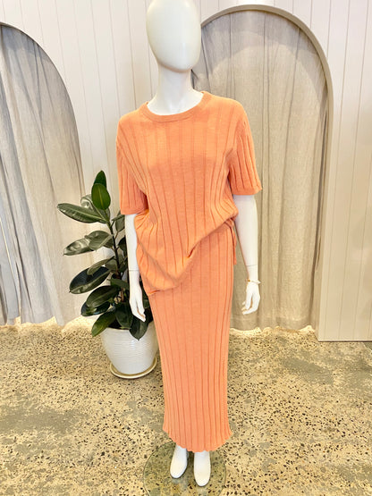 Country Road Ribbed Knit Skirt and Top Set in Melon - Size Small (8-10)