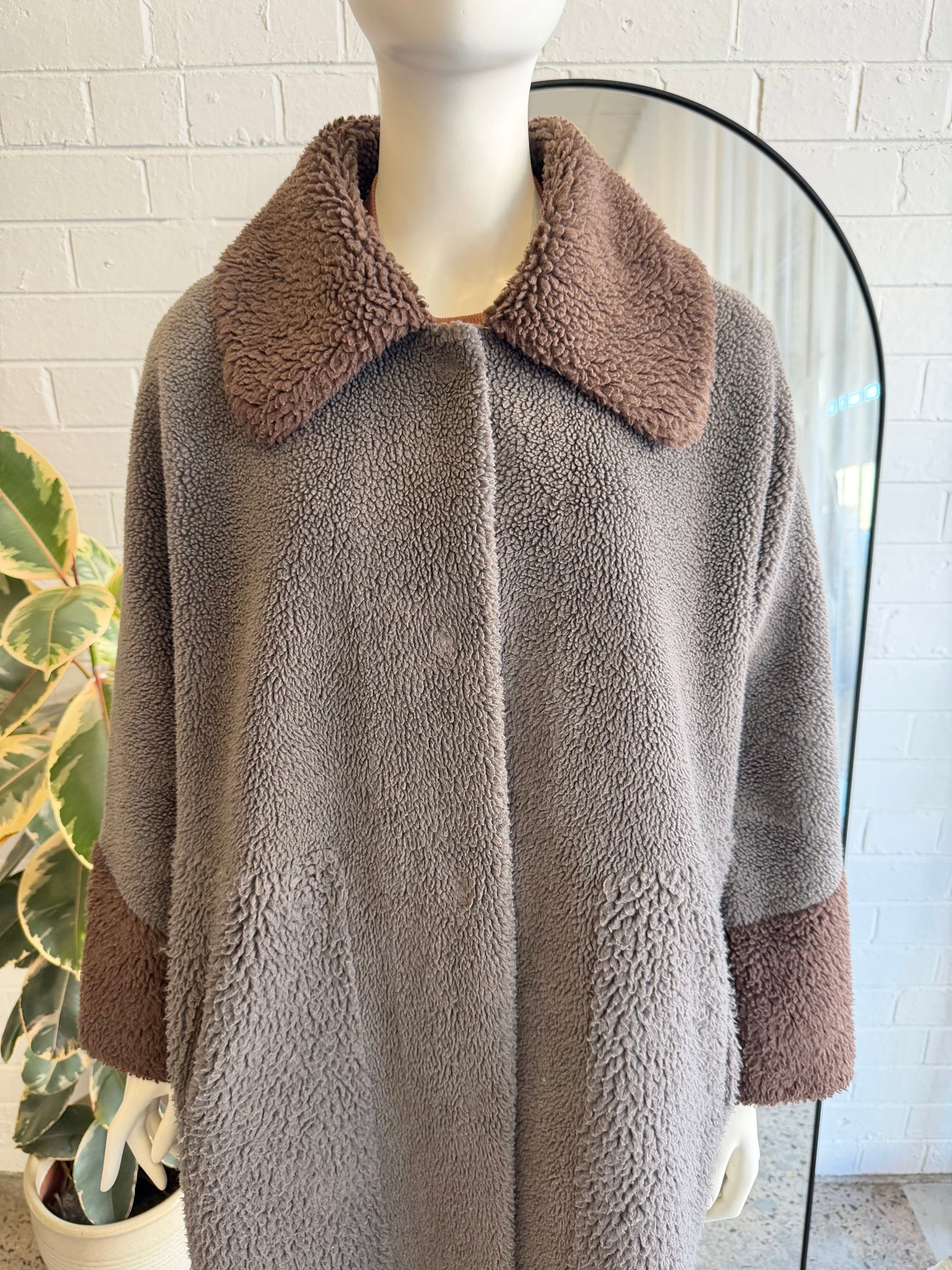 Unreal Fur Furever Chic Faux Shearling Coat - Size XL (14)