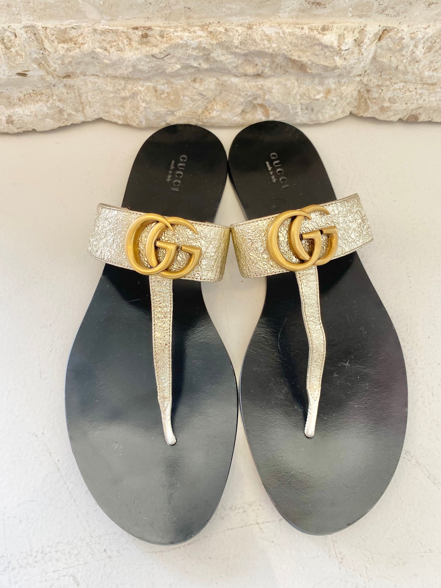 Gucci Black and Gold Marmount Thong - Size 41