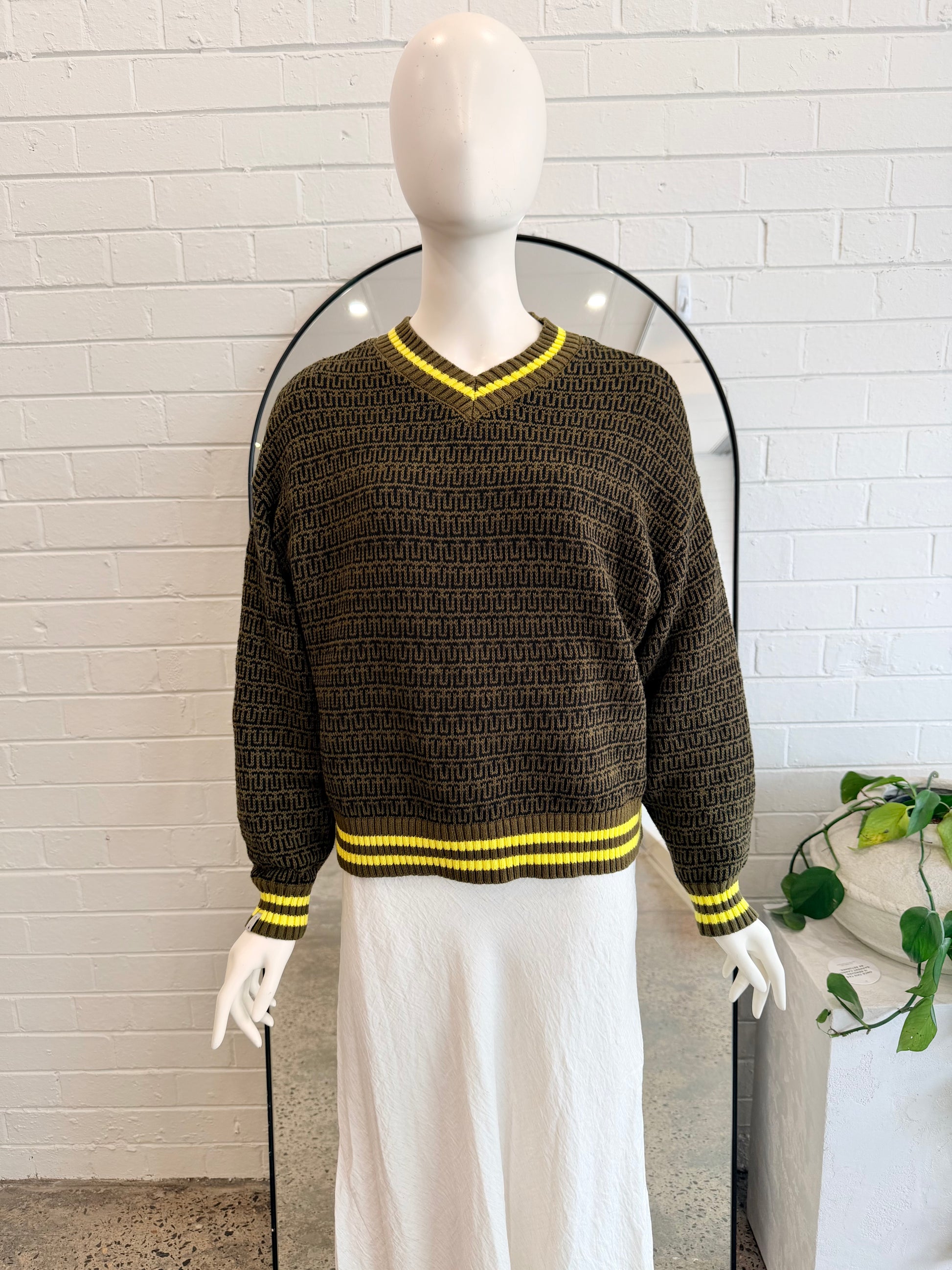 The Upside Olive Castilla Clementine Knit Jumper - Size S (8) - Pre-Loved Geelong