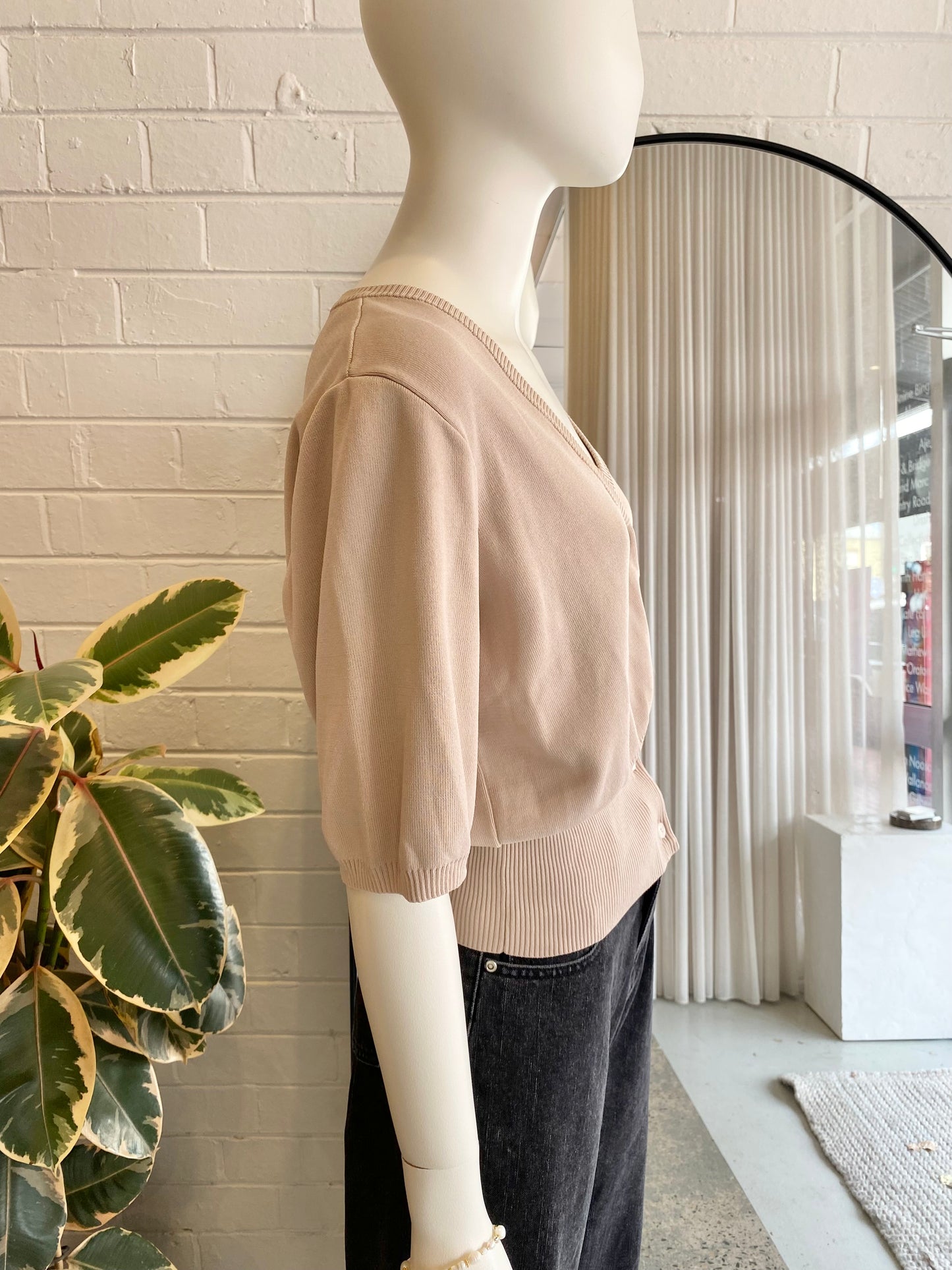 Gestuz Matthea Short Sleeve Cardigan - Size L (12)