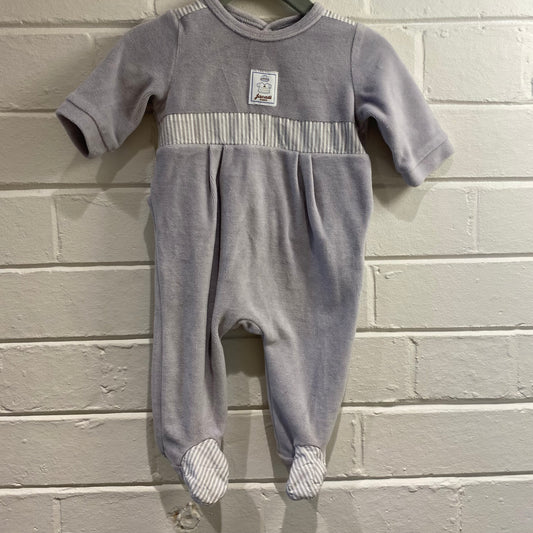 Jacadi lilac velvet onesie - size 3 m