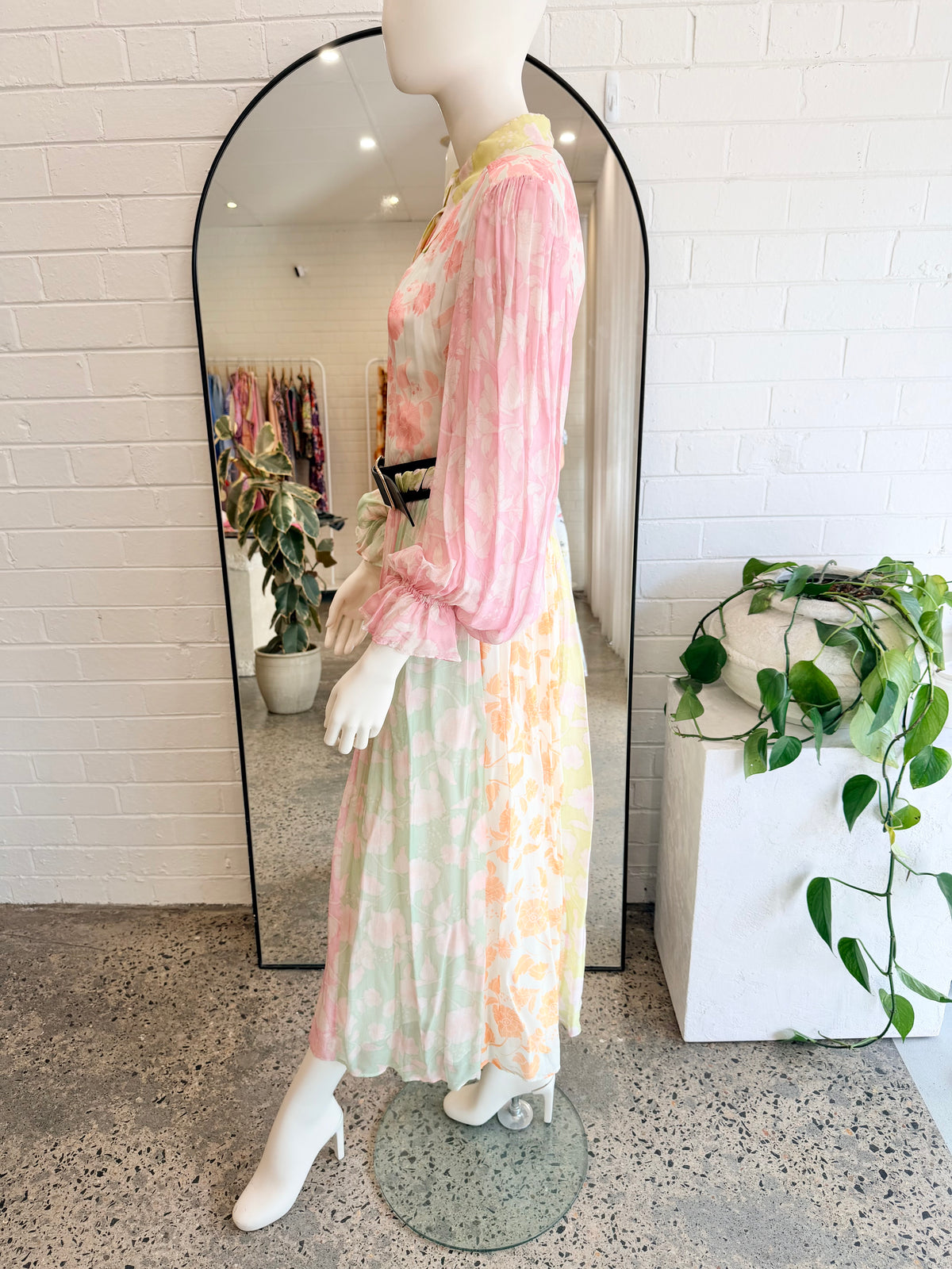 Leo Lin 'Cassie' Tie Neck Midi Dress in Anemone Splice Print - Size 12