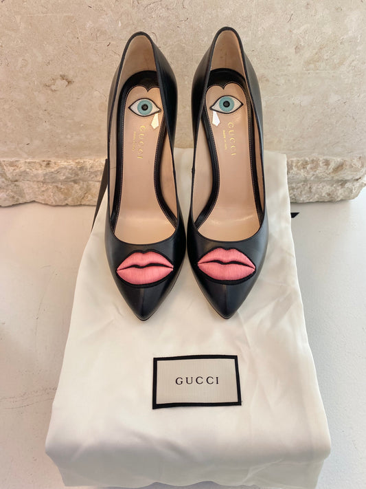 Gucci Black Lip Pumps - Size 37.5
