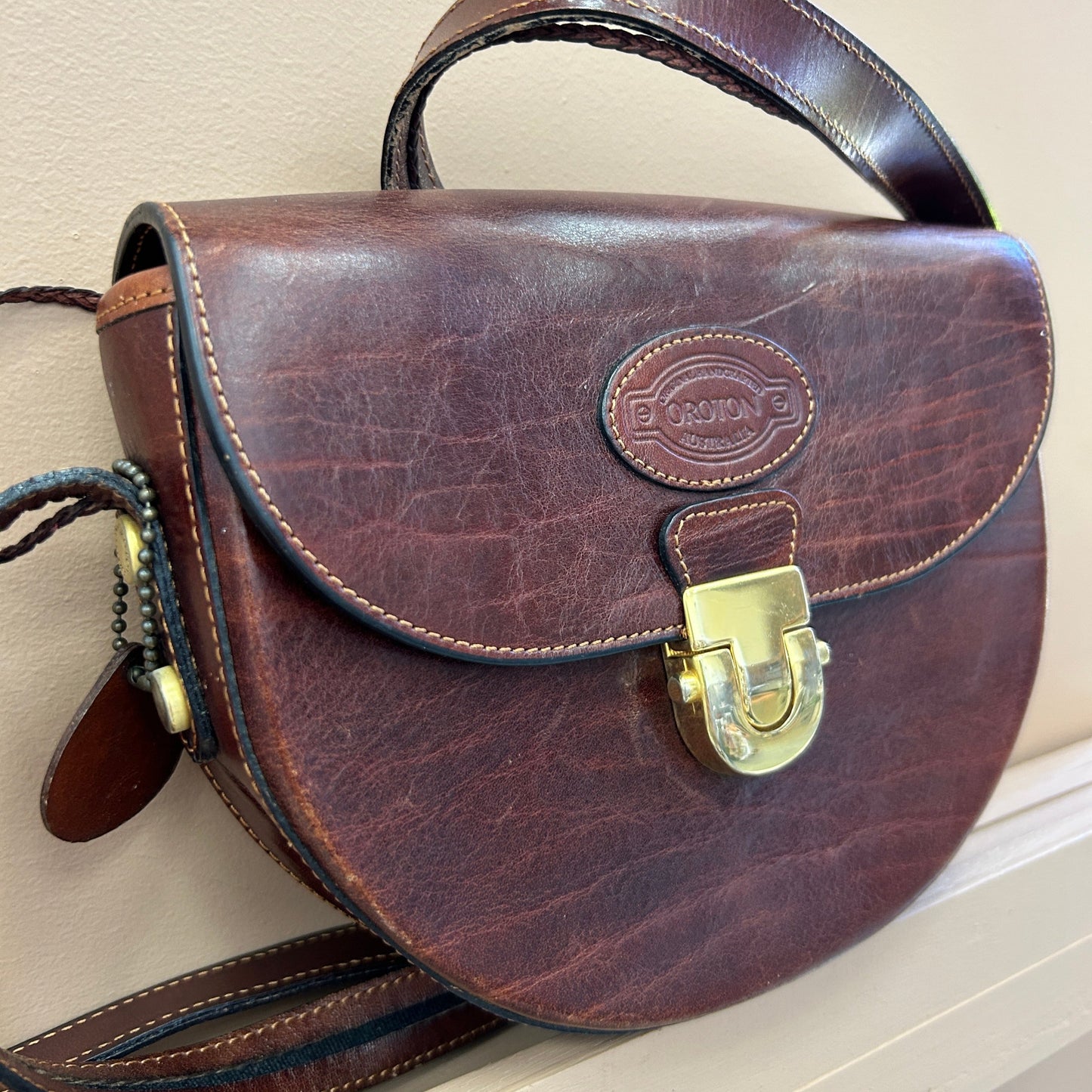 Oroton Vintage Leather Crossbody Bag