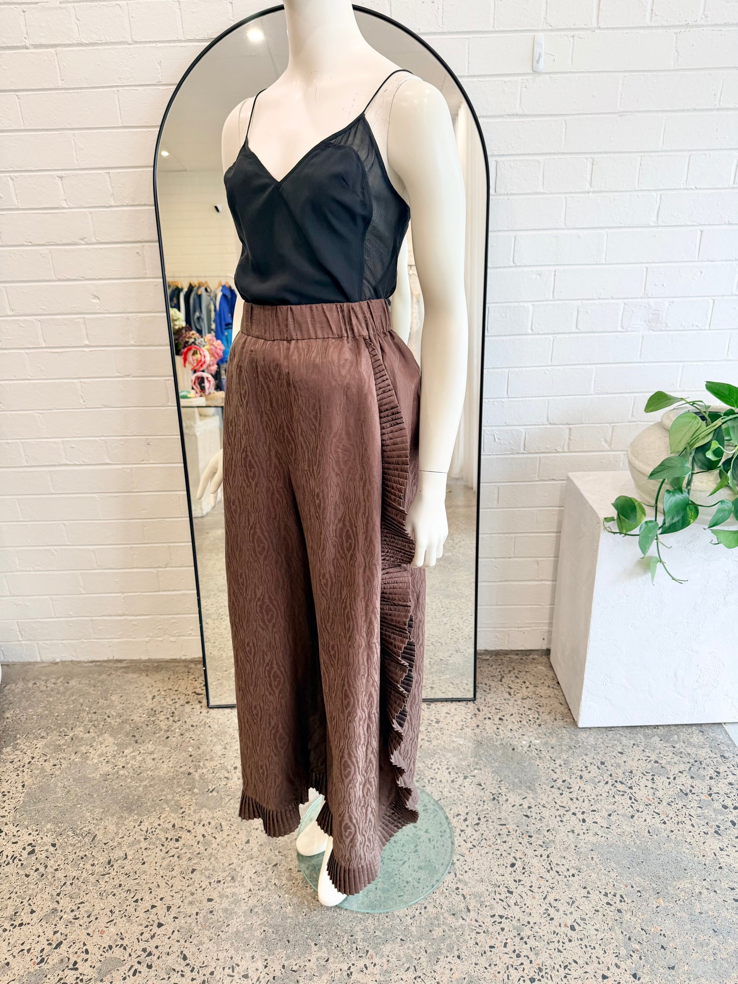 Alemais Pleated Detail Pants in Mocha - Size 12