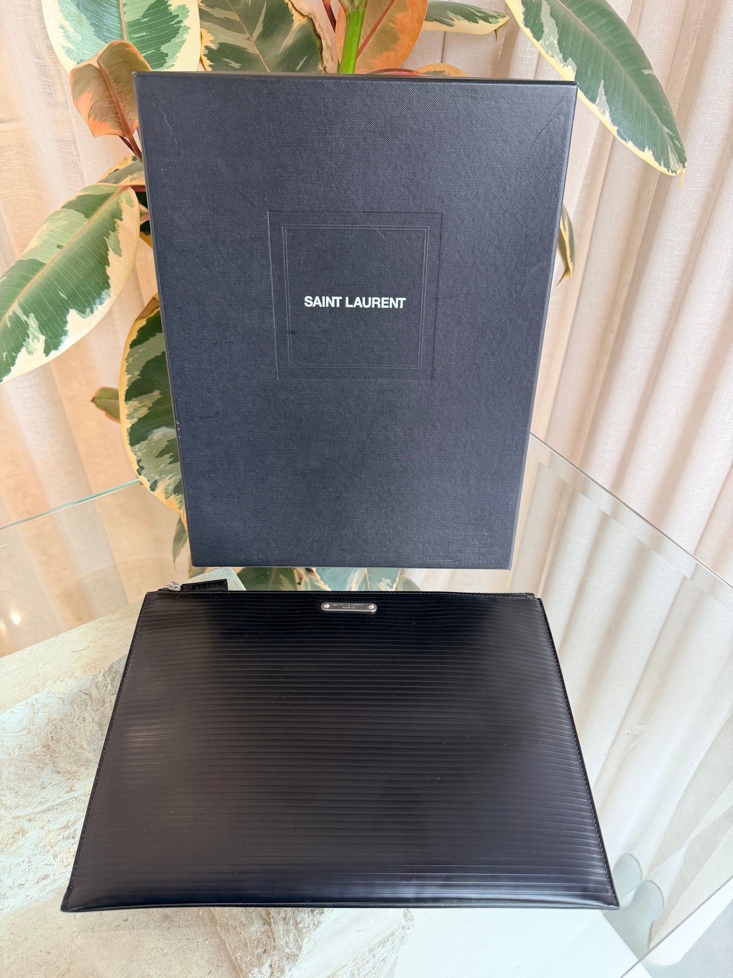 Saint Laurent Paris Nero I-Pad Militar Pouch