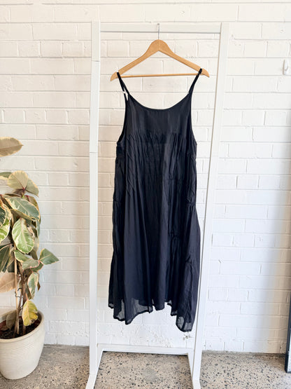 Megby Design Black Midi Dress - Size L (12)