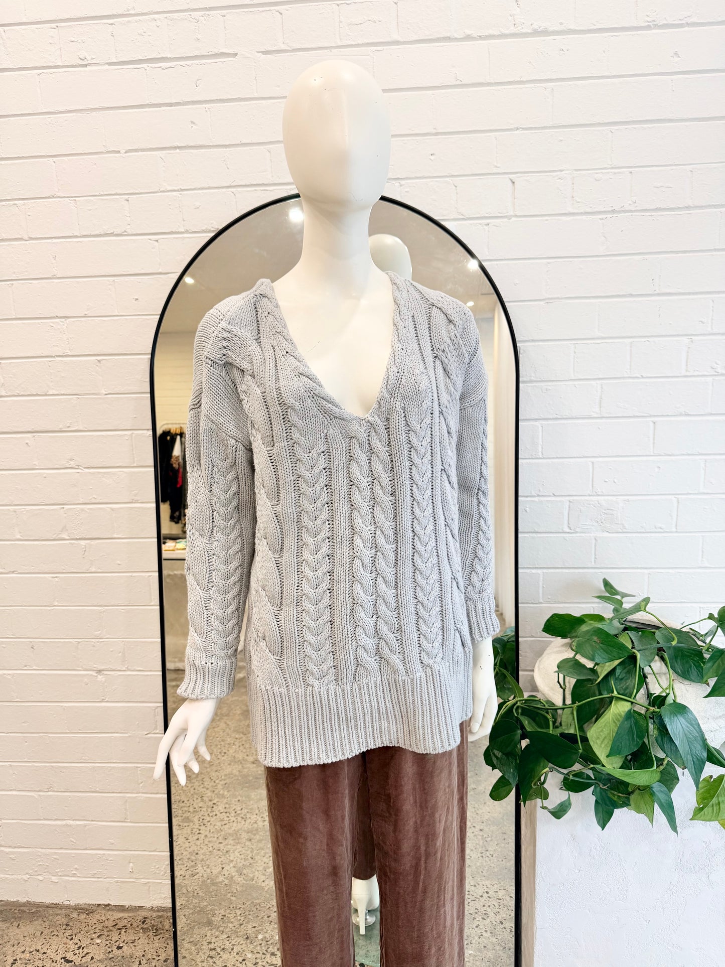 Viktoria and Woods Grey Oversized Cable Knit Jumper - Size 4 (12-14)
