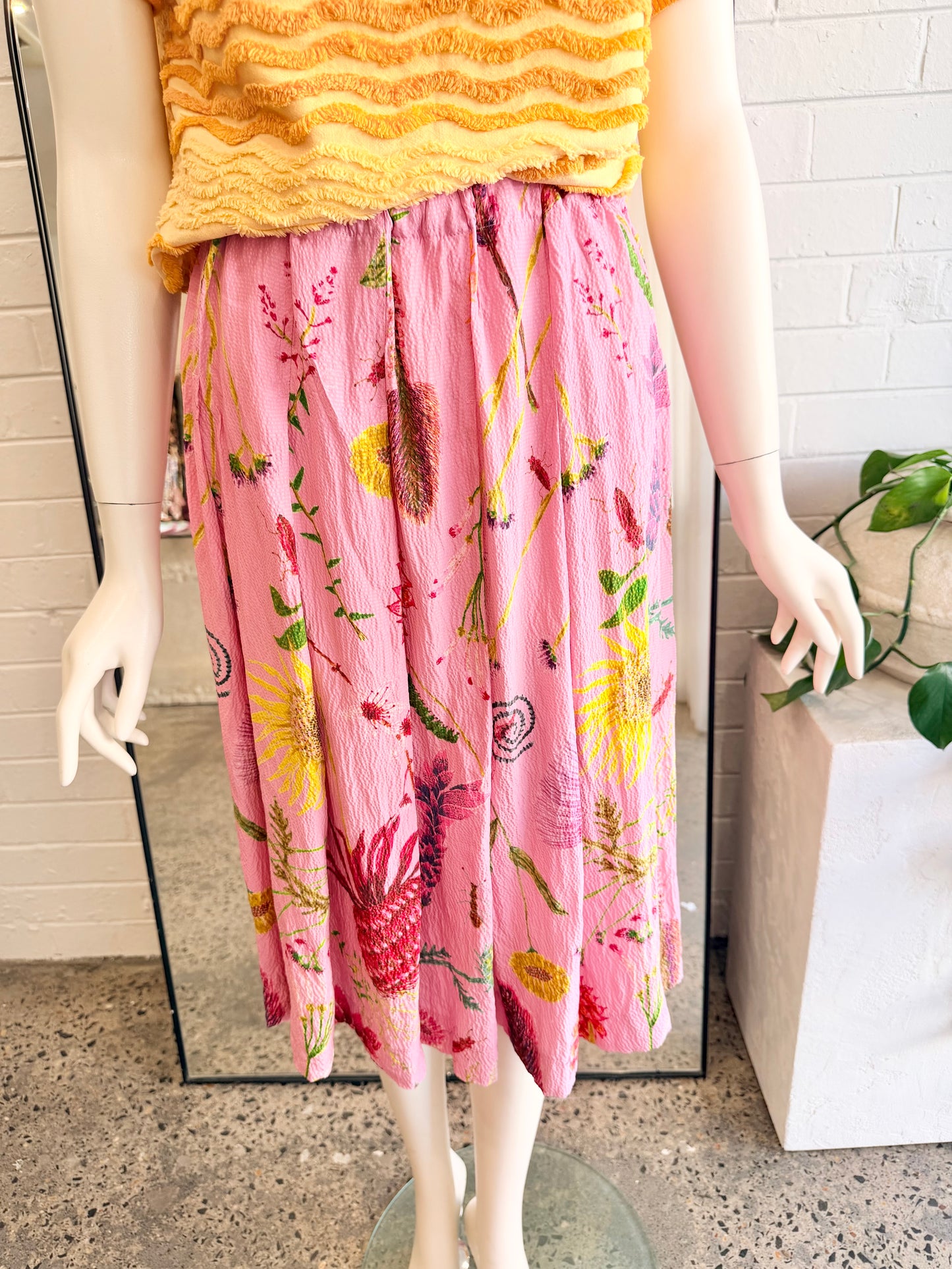 Gorman Pink Birds and Bees Silk Skirt Midi Skirt - Size 8 - Pre-Loved Geelong