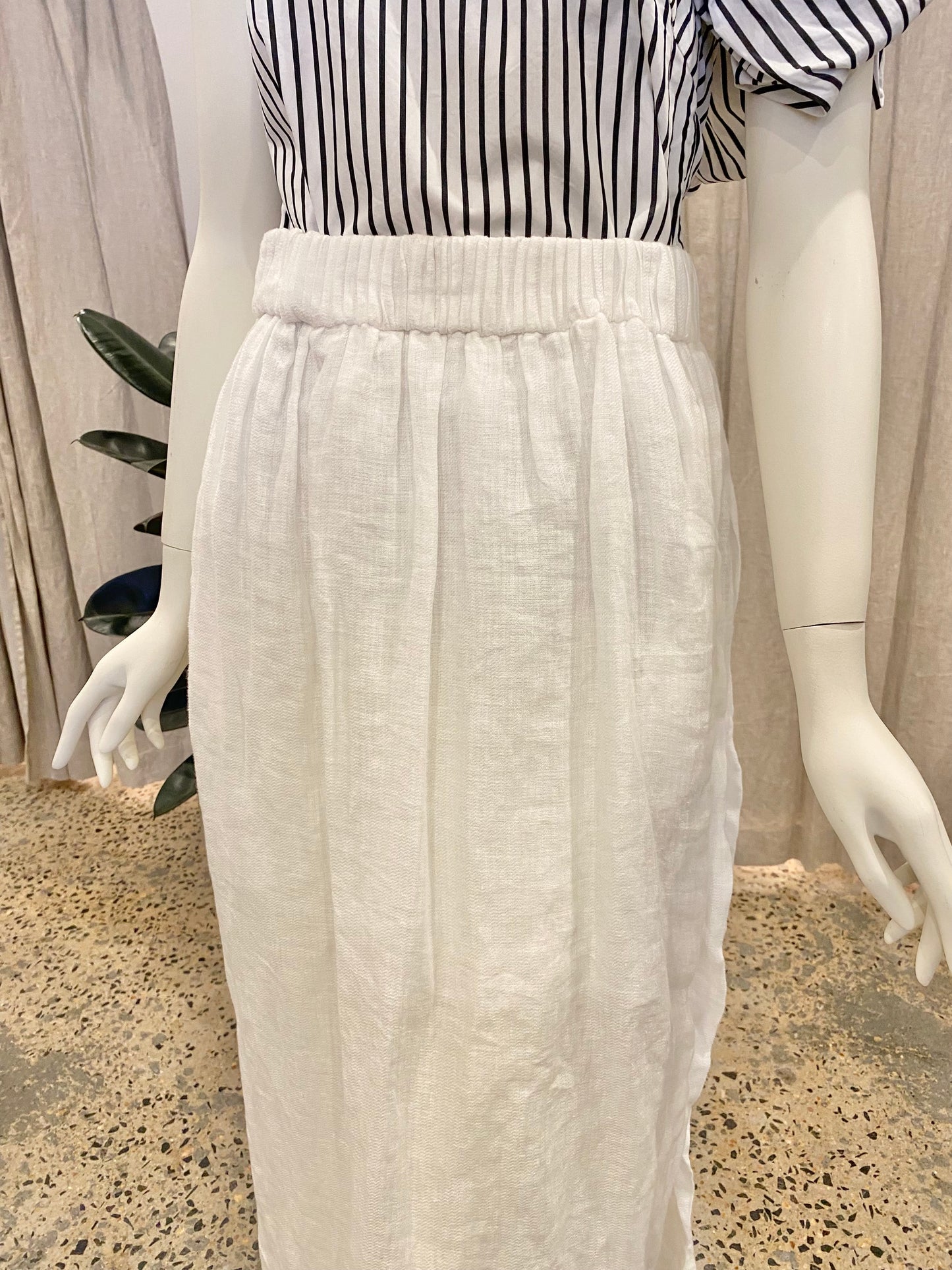Country Road White Linen Midi Skirt - Size 8