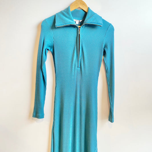 Country Road Rib Knit Dress in Green - Size XS (8)