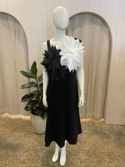 Ginger & Smart Structure Dress - Size 16