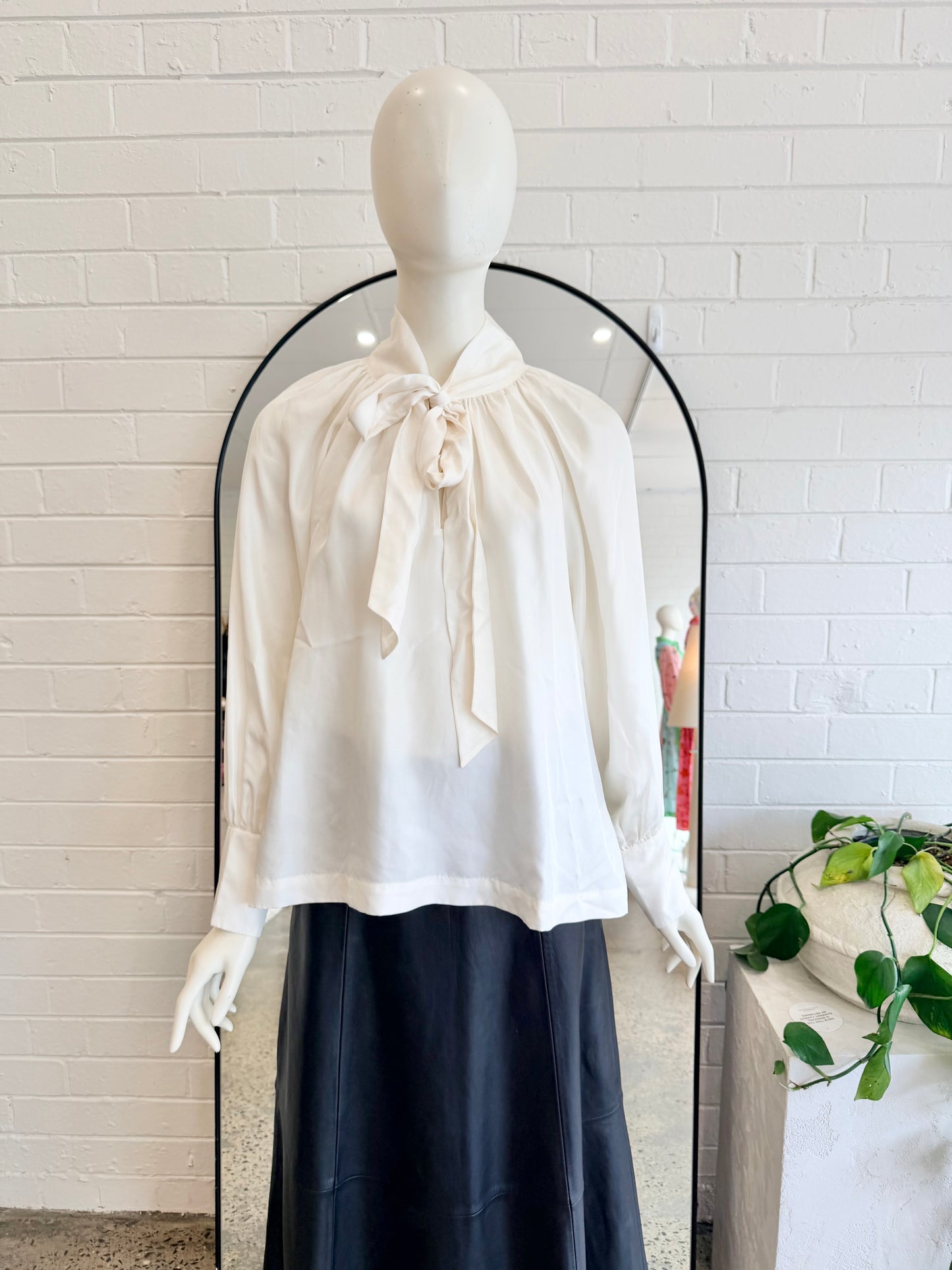 Husk Off White Silk Tie Neck Blouse - Size 12 - Pre-Loved Geelong