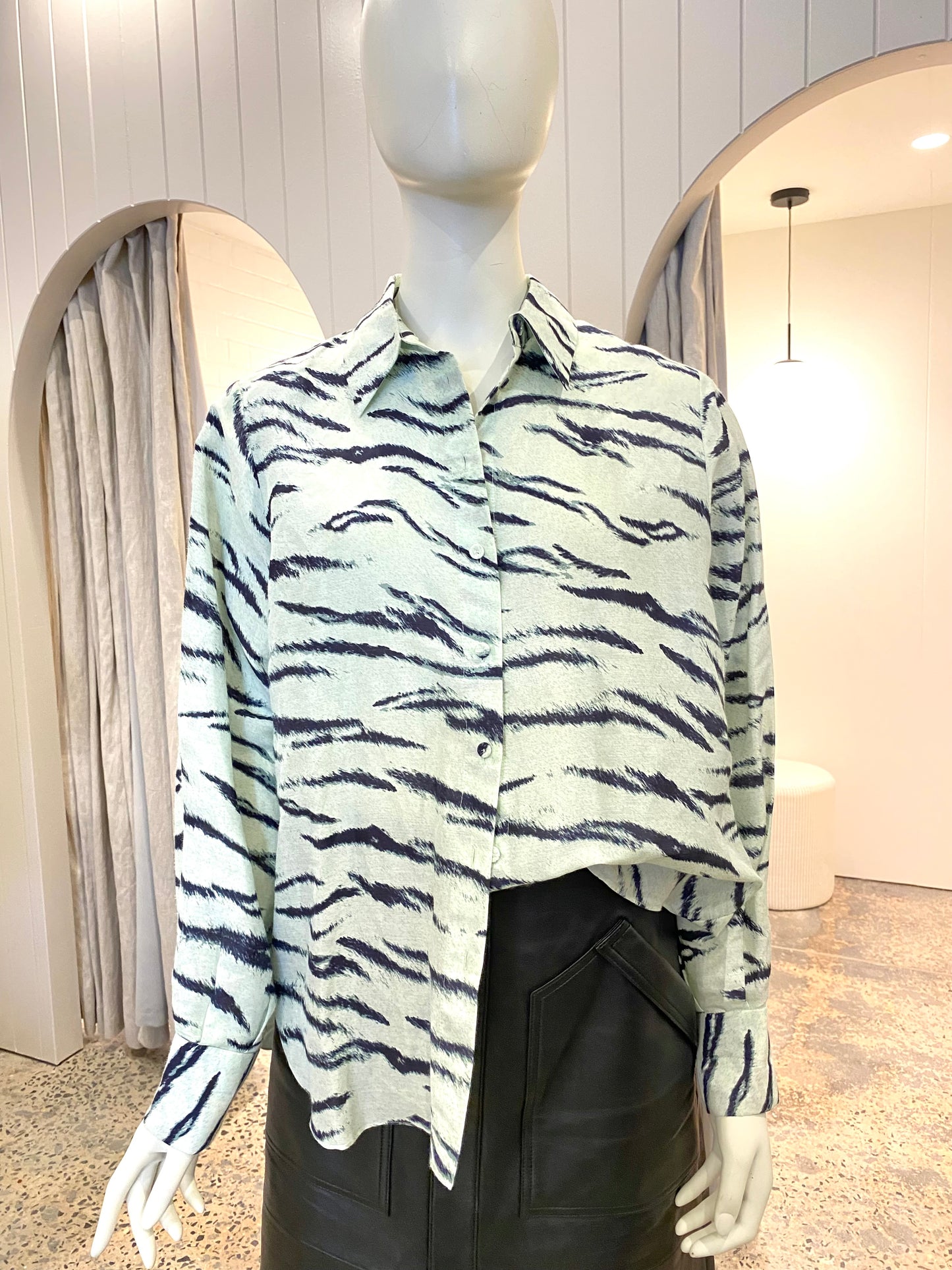 Second Female Tiger Shirt in Aqua - Size L (12)