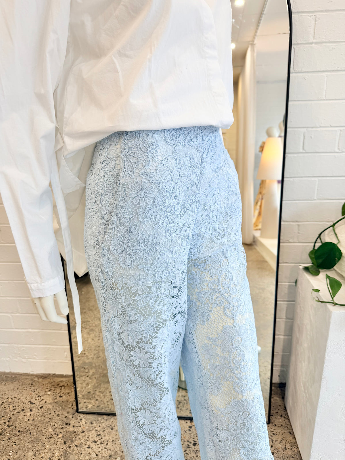 Scanlan Theodore 'Guipure' Lace Pants in Light Blue - Size 8
