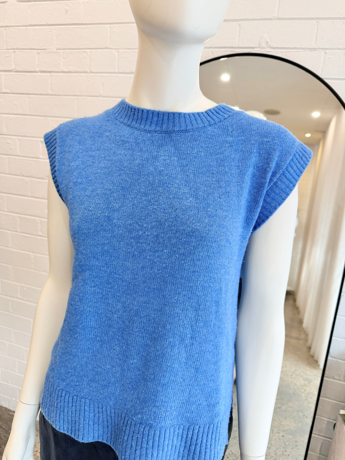 Gorman Blue Wool Blend Oversized Knit Vest - Size 6