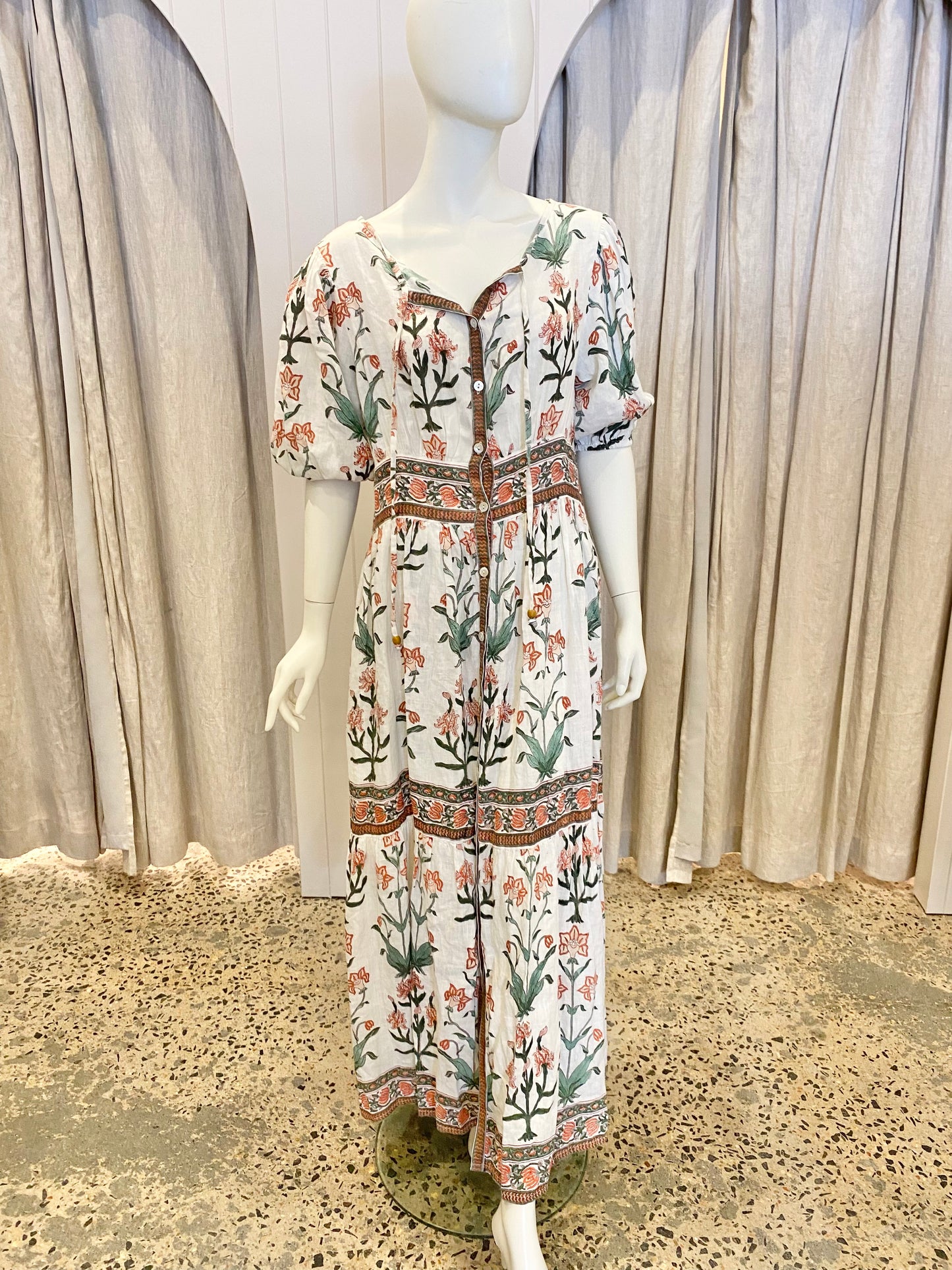 Hannah Artwear Camilla Linen Dress in Floral - Size 3 (14)