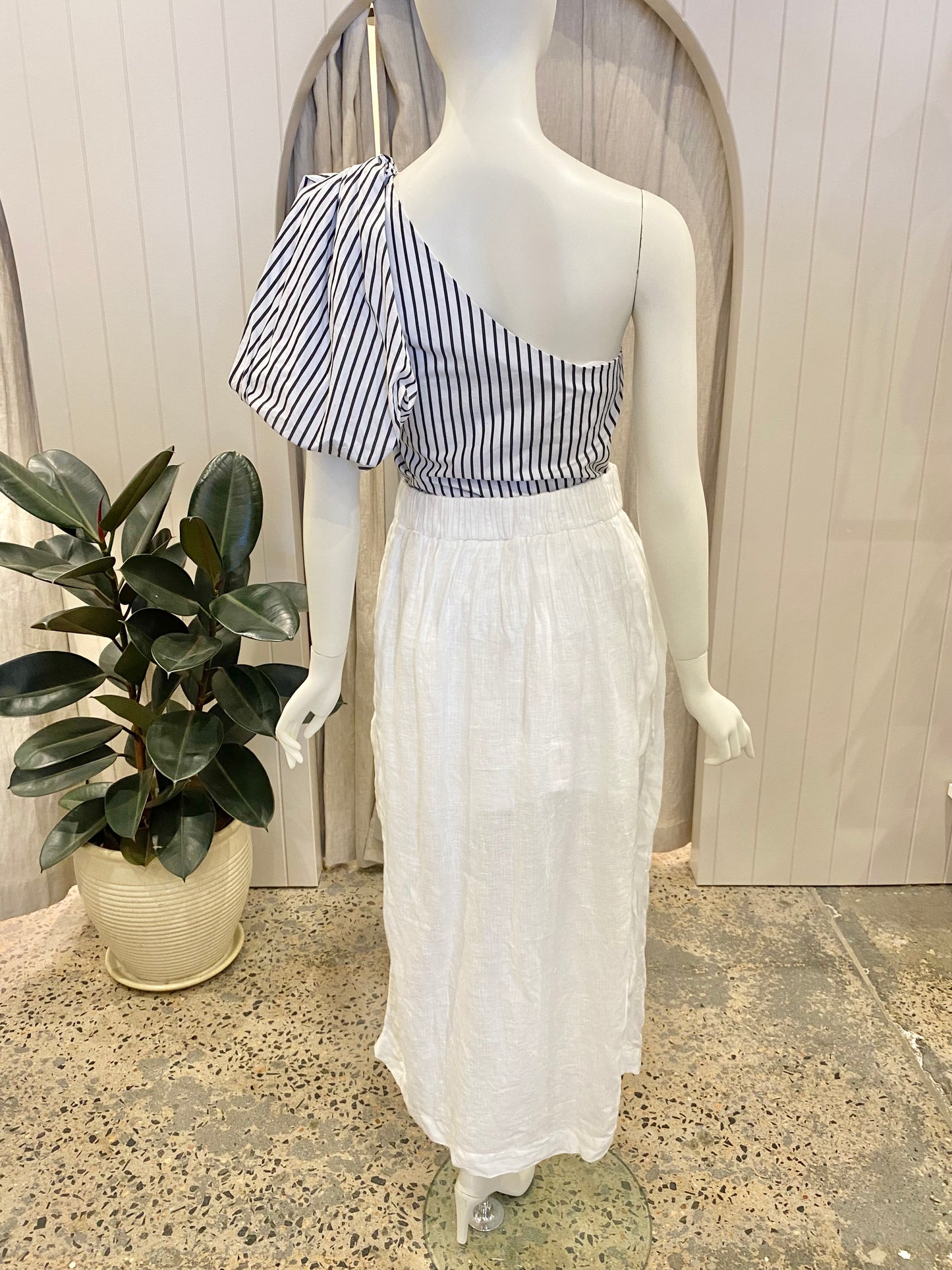 Saks Fifth Avenue Stripe One Shoulder Blouse - Size XS (8)