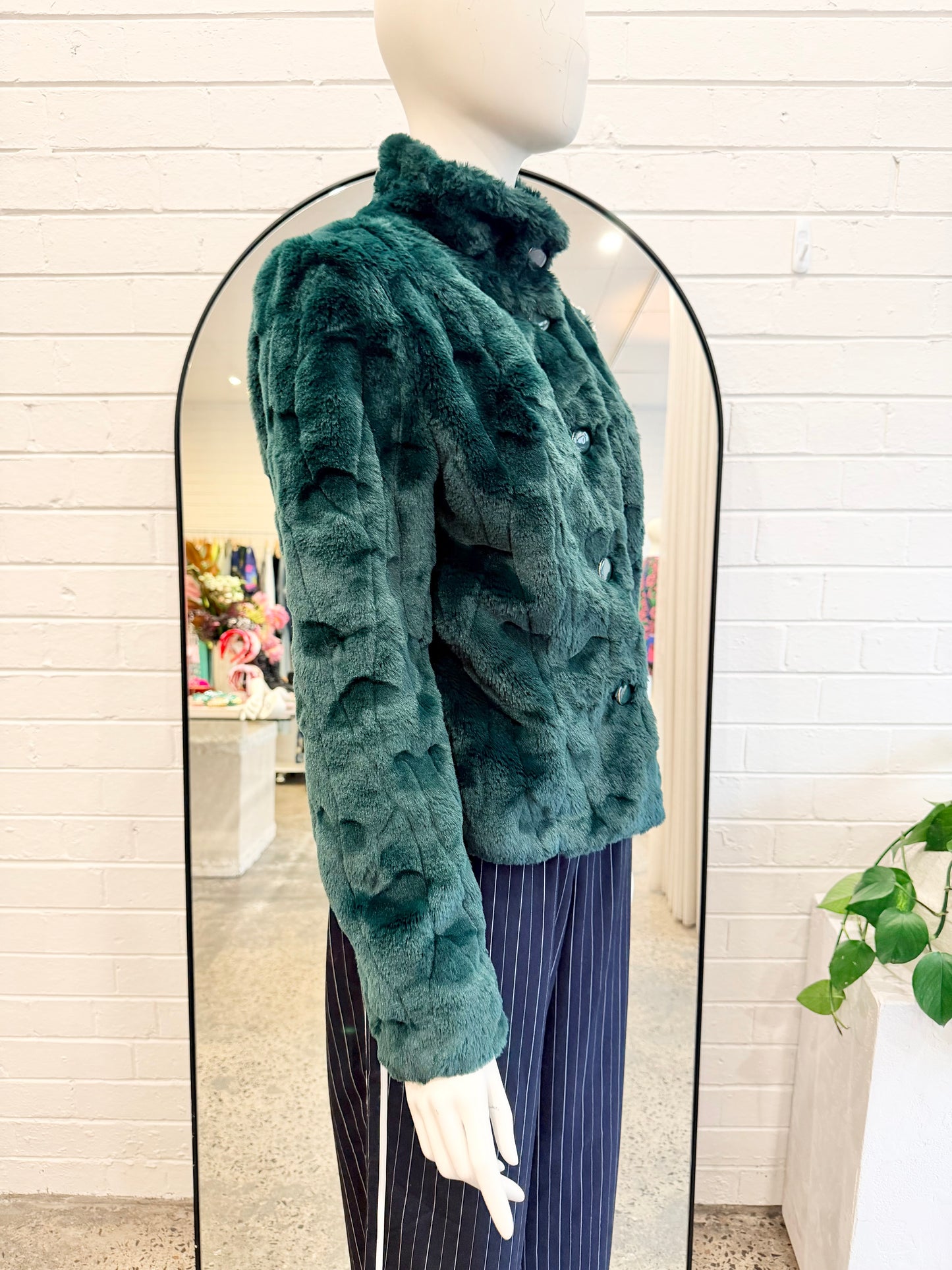 Review Dark Emerald Sovereign Faux Fur Jacket - Size 10