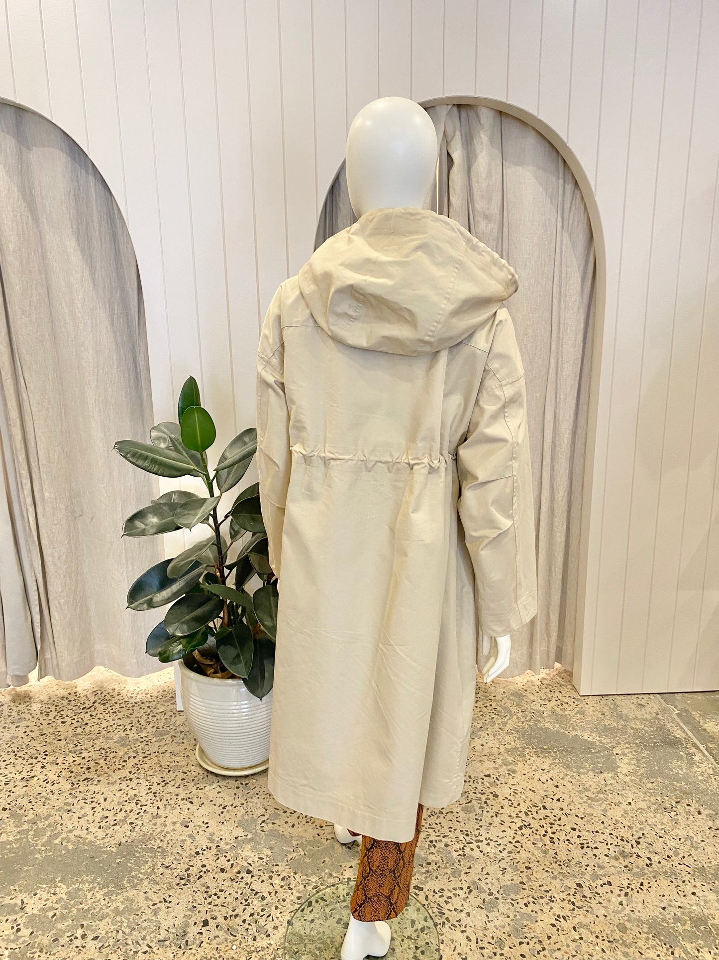 Max Mara Weekend Trench Coat in Sand - Size 12-14