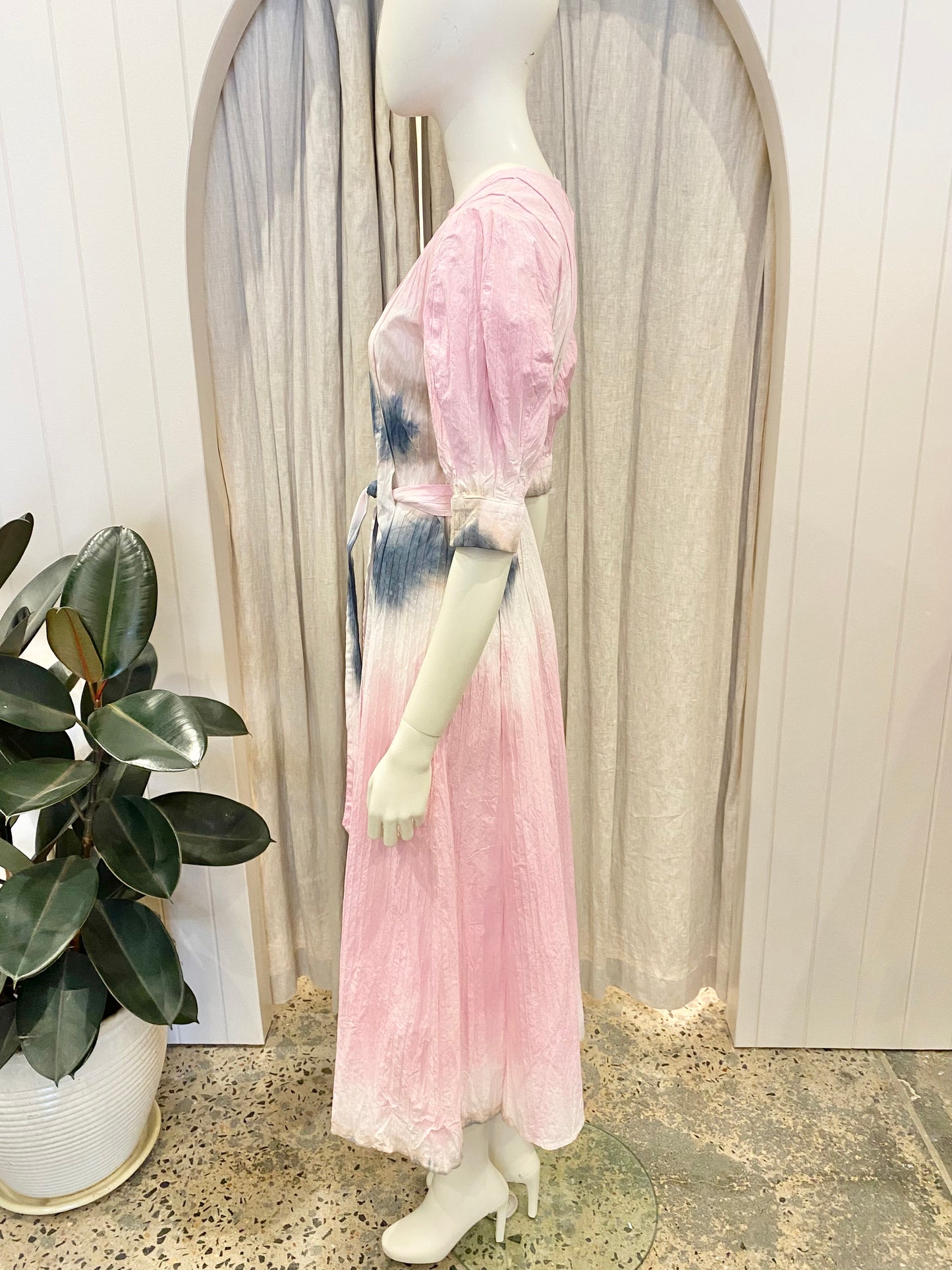 Luuda Zipper Dress in Gloss - Size Small (8/10)