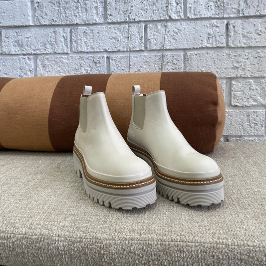 La Canadience Yael Off White Boot - Size 36.5