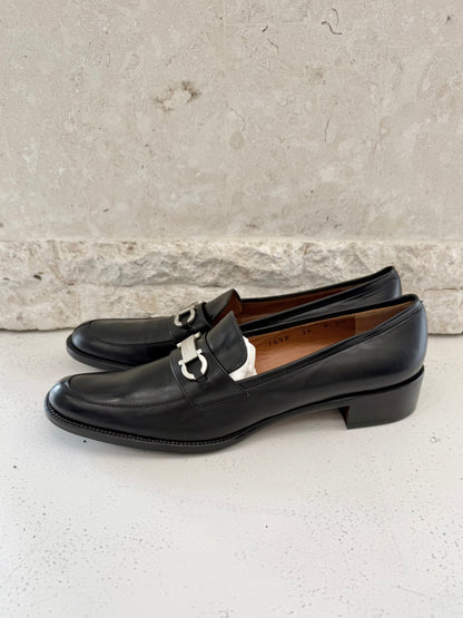 Salvatore Ferragamo Black Gancini Loafers BNWT - Size 8