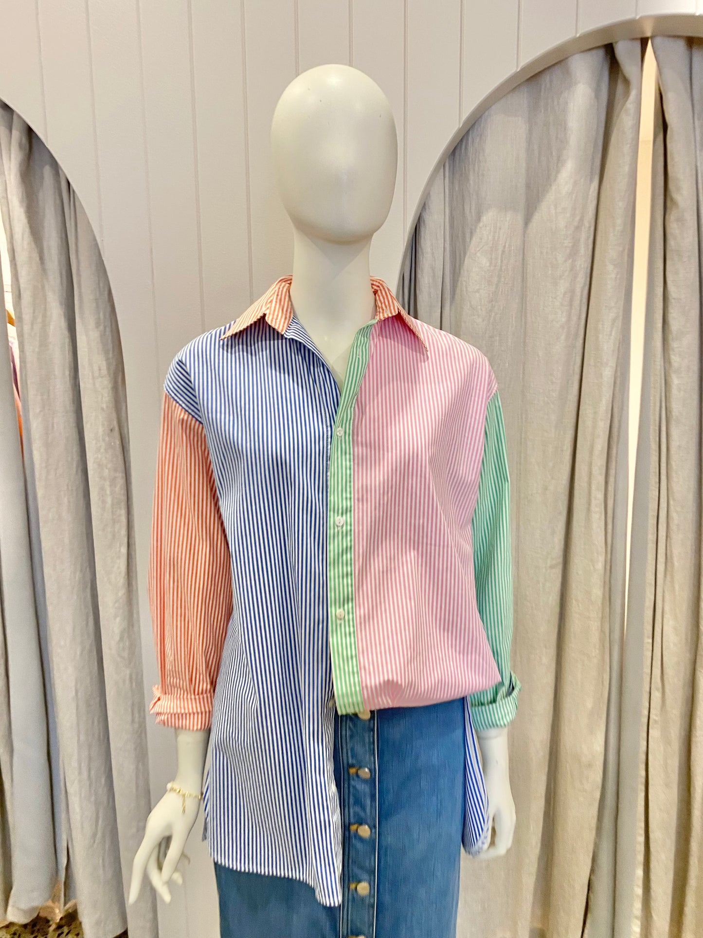 Shirty 'Boyfriend' Shirt in Bright Combo - Size S/M