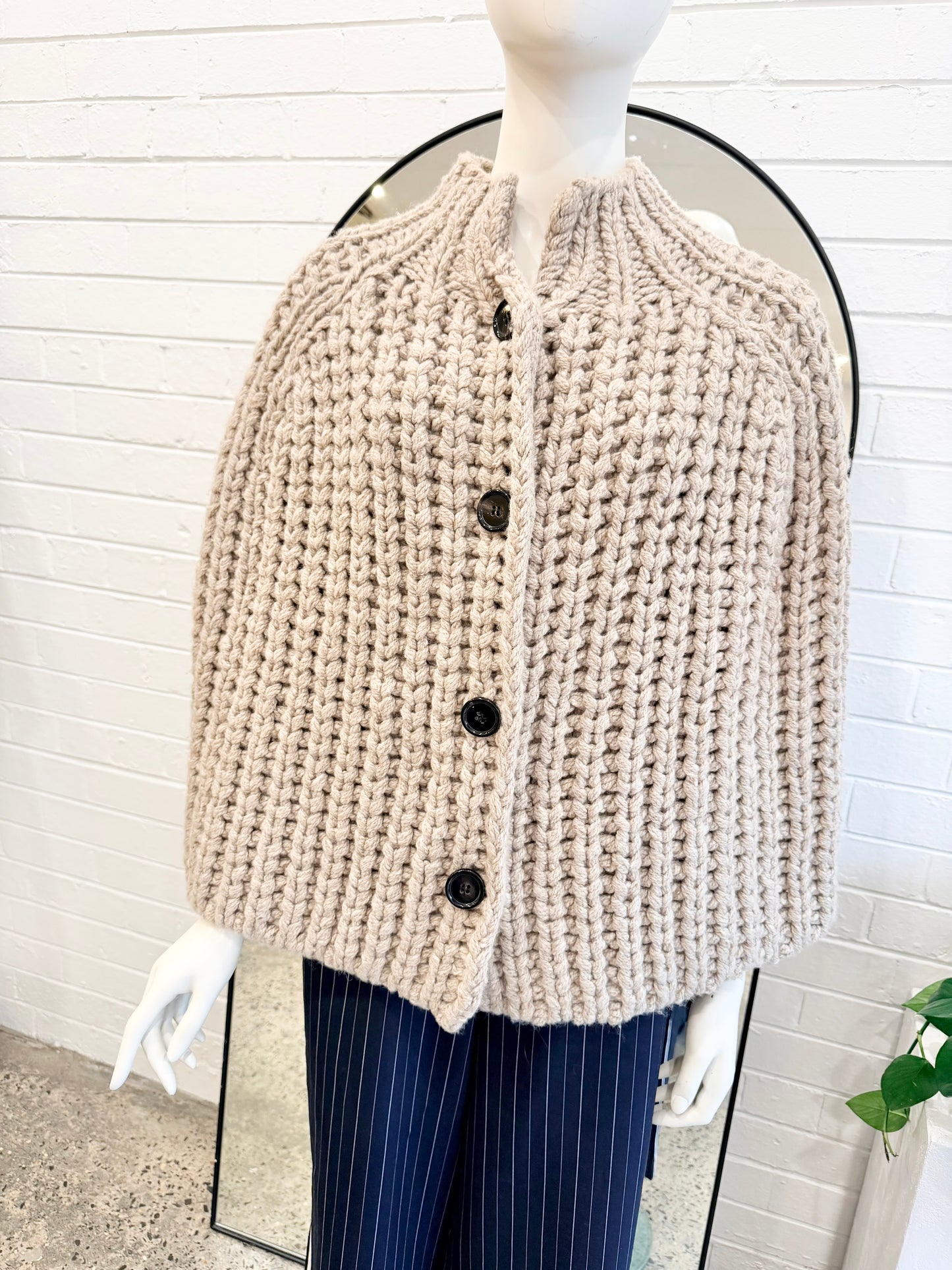 Scanlan Theodore Beige Chunky Wool Cape - Size M (10)