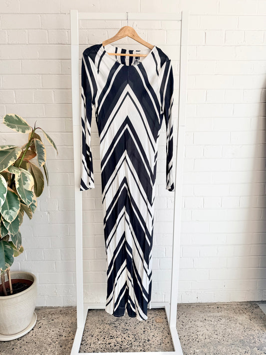 Kinney 'Geogria' Chevron Dress in Black/White - Size L (AU 12)