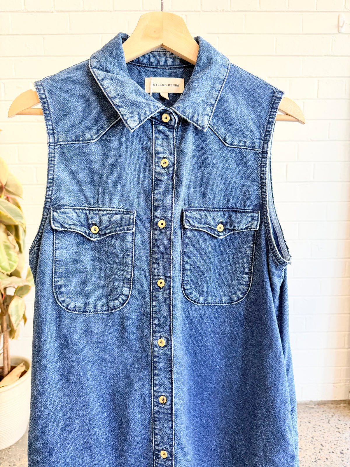 Outlander Denim Sleeveless Denim Shirt Dress - Size Medium