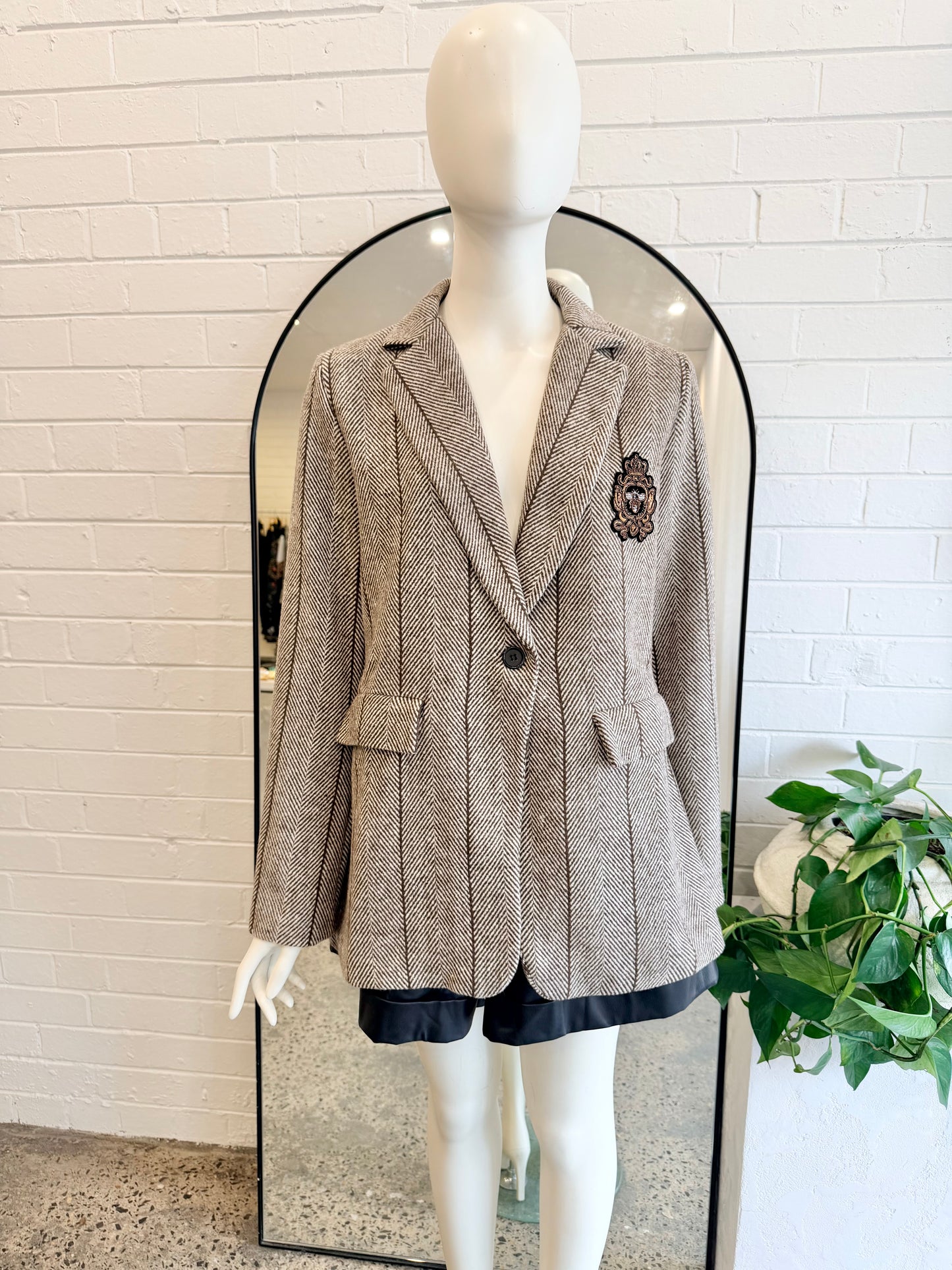 Urban Luxury Brown Wool Blend Herringbone Blazer - Size S (10)