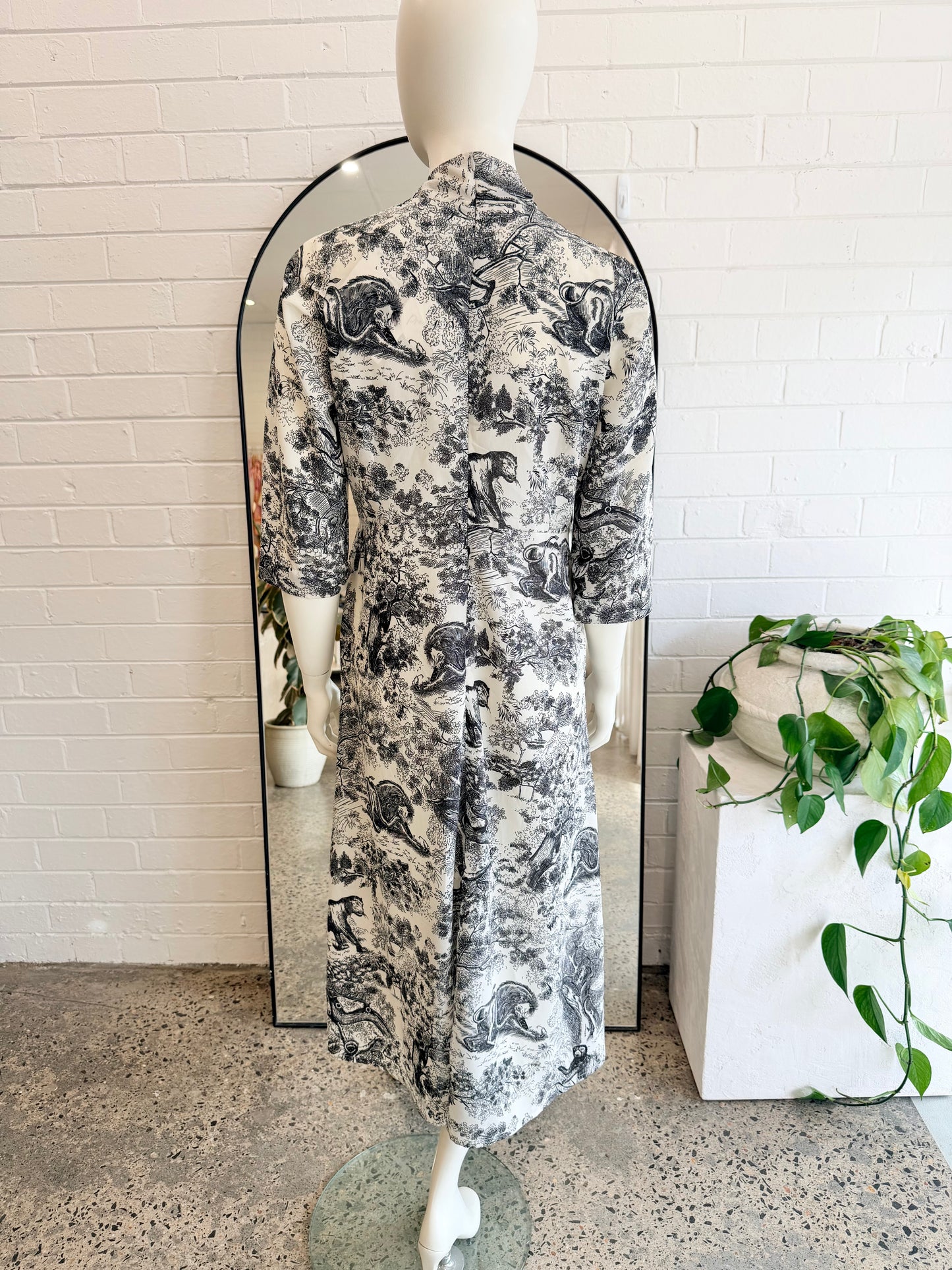 Megan Salmon Ivoylane Crawford Midi Dress - Size 8