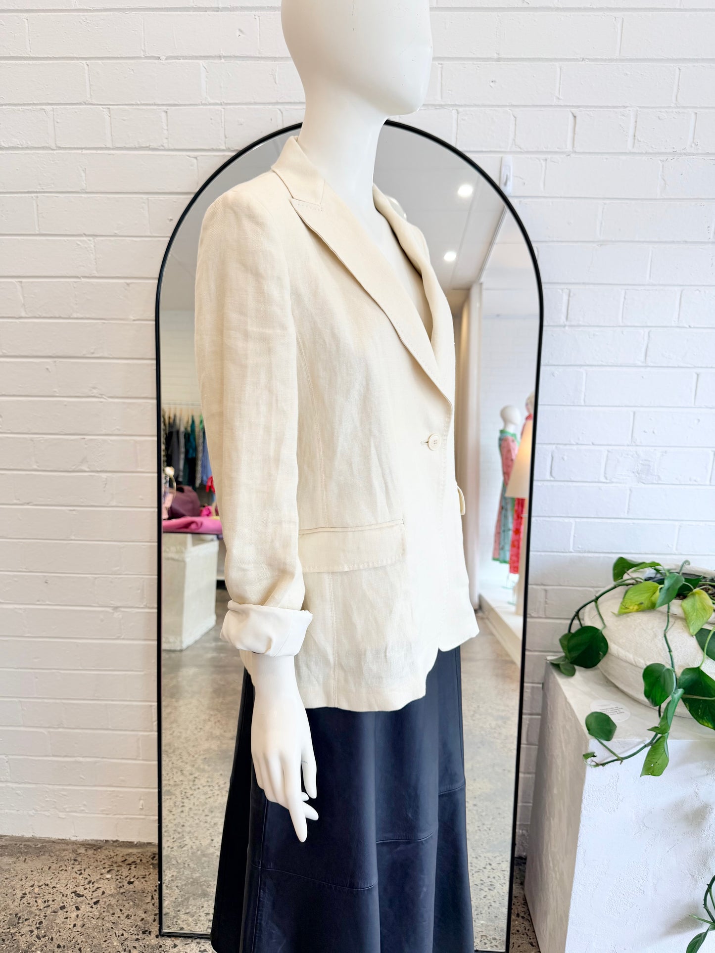 Max Mara Weekend Cream Linen Blazer - Size 12 - Pre-Loved Geelong
