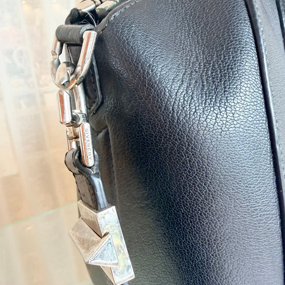 Givenchy Black Antigona Bag - Size M