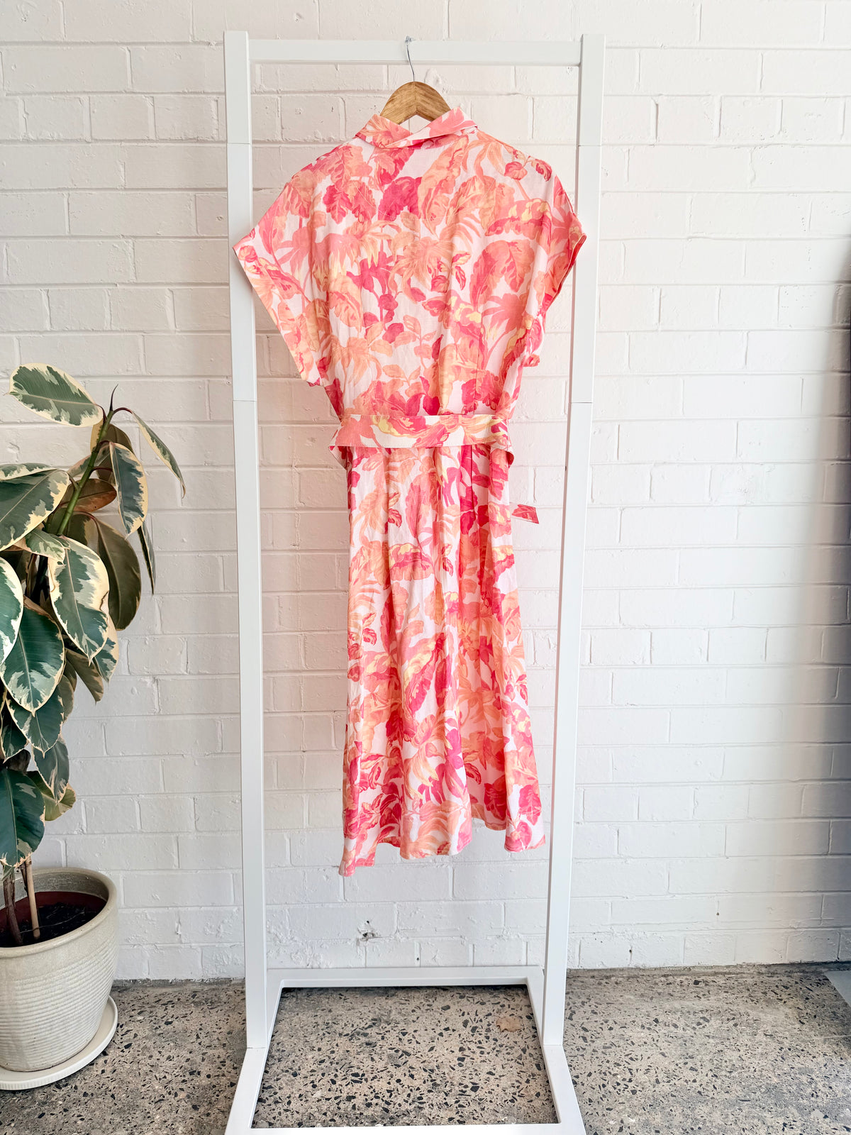 Rebecca Vallance Tropicale Midi Dress in Pink - Size 12