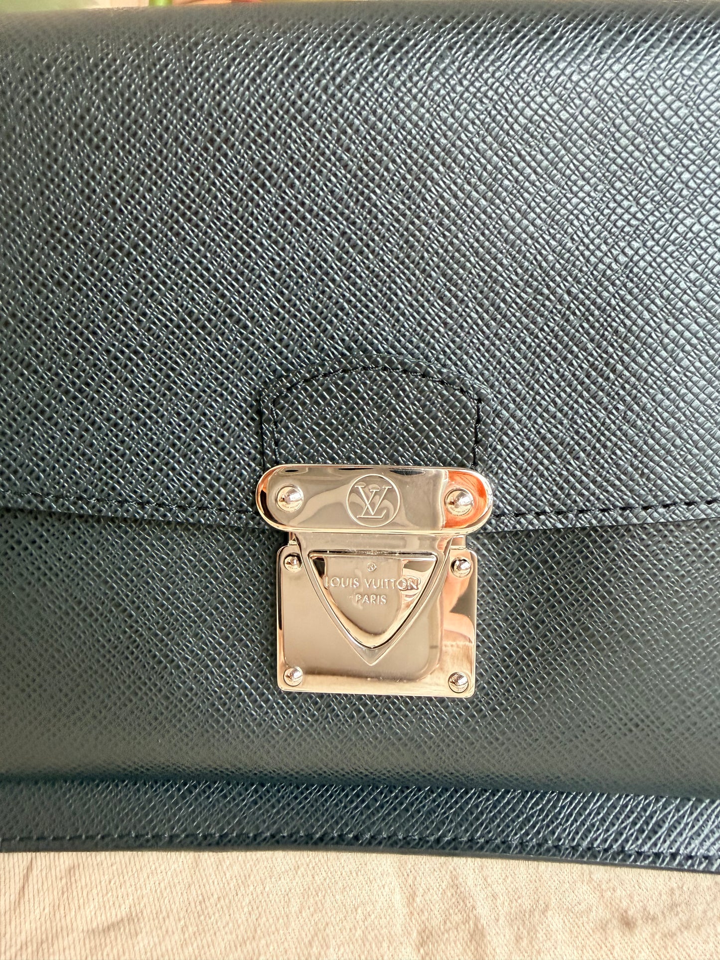 Louis Vuitton Black Taiga Belaia Clutch Bag