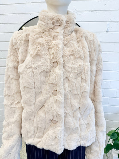 Review Oatmeal Sovereign Faux Fur Jacket - Size 10