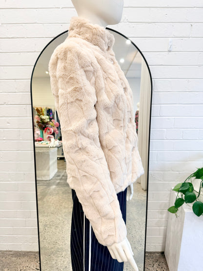 Review Oatmeal Sovereign Faux Fur Jacket - Size 10